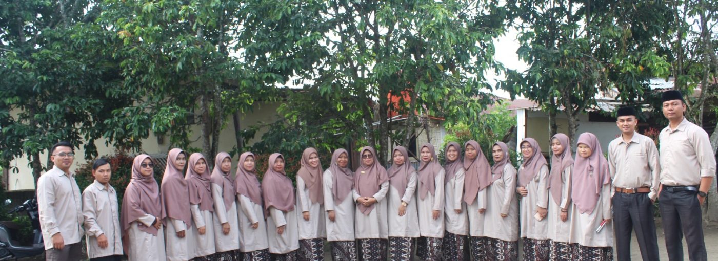 FOTO BERSAMA BAJU BASIBA
